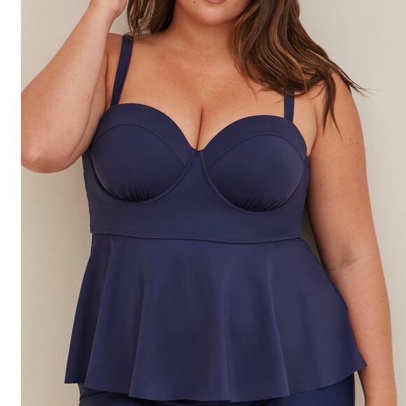 Torrid 1 (1X) Bra Cup DD/DDD Navy Blue Peplum Underwire Padded Tankini Swim Top - Picture 2 of 3